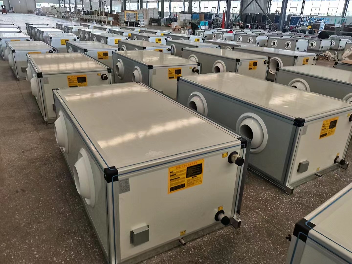 如何挑选靠��q���I����机组厂家�Q�厂家比产品更难�? onmousewheel=